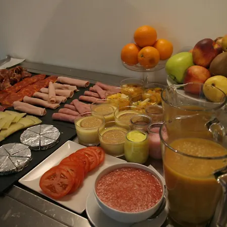 Hotel El Encanto & Cafeteria 4*