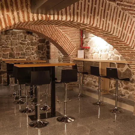 El Encanto & Cafeteria 4*