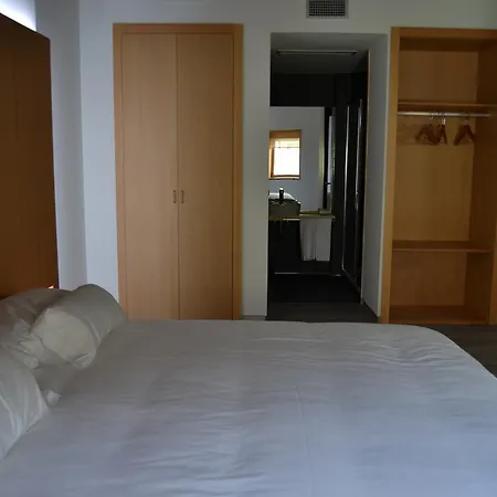 El Encanto & Cafeteria Hotel