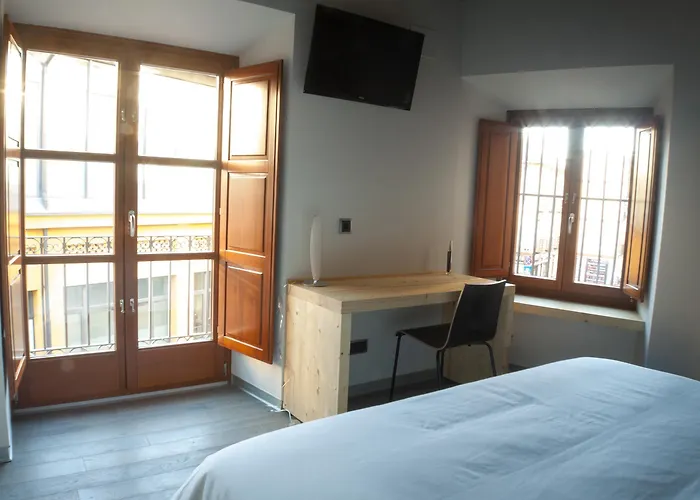 Hotel El Encanto & Cafeteria 4*