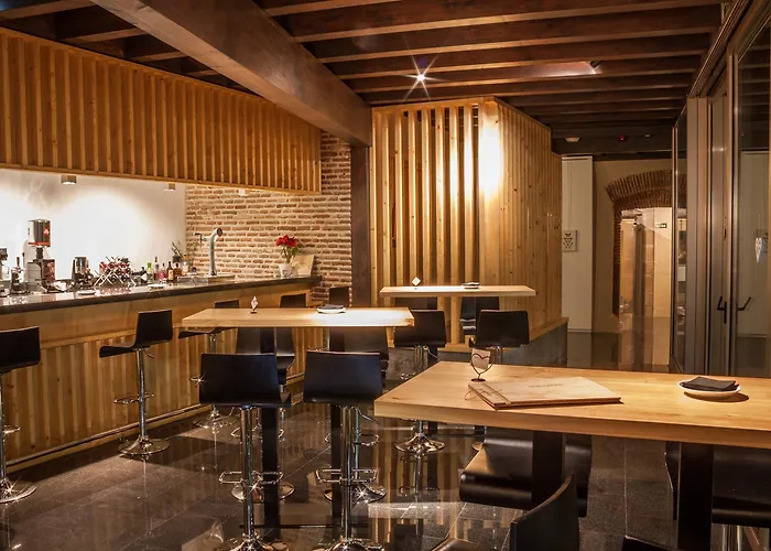 El Encanto & Cafeteria