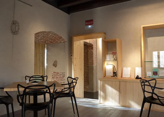 호텔 El Encanto & Cafeteria 4*