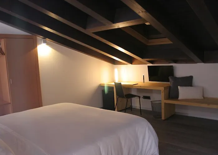 Hotel El Encanto & Cafeteria Ávila