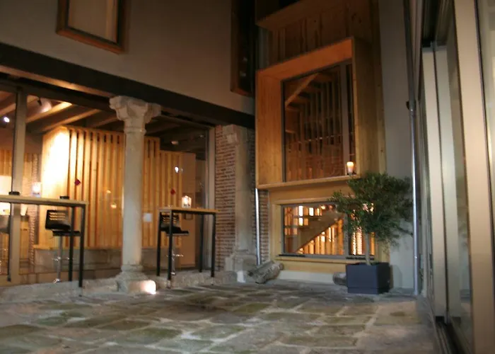 Hotel El Encanto & Cafeteria Avila