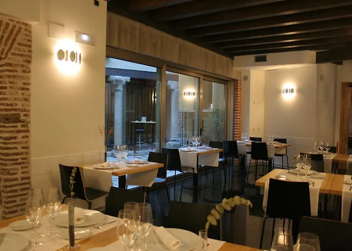 El Encanto & Cafeteria Avila