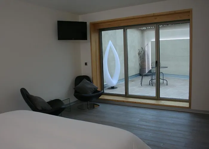 El Encanto & Cafeteria 4*