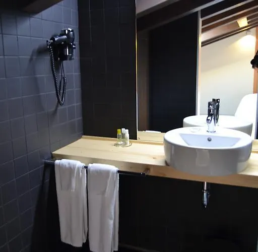 Hotel El Encanto & Cafeteria Ávila